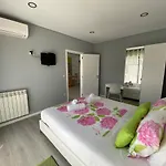 Cantinho T1 * Герес